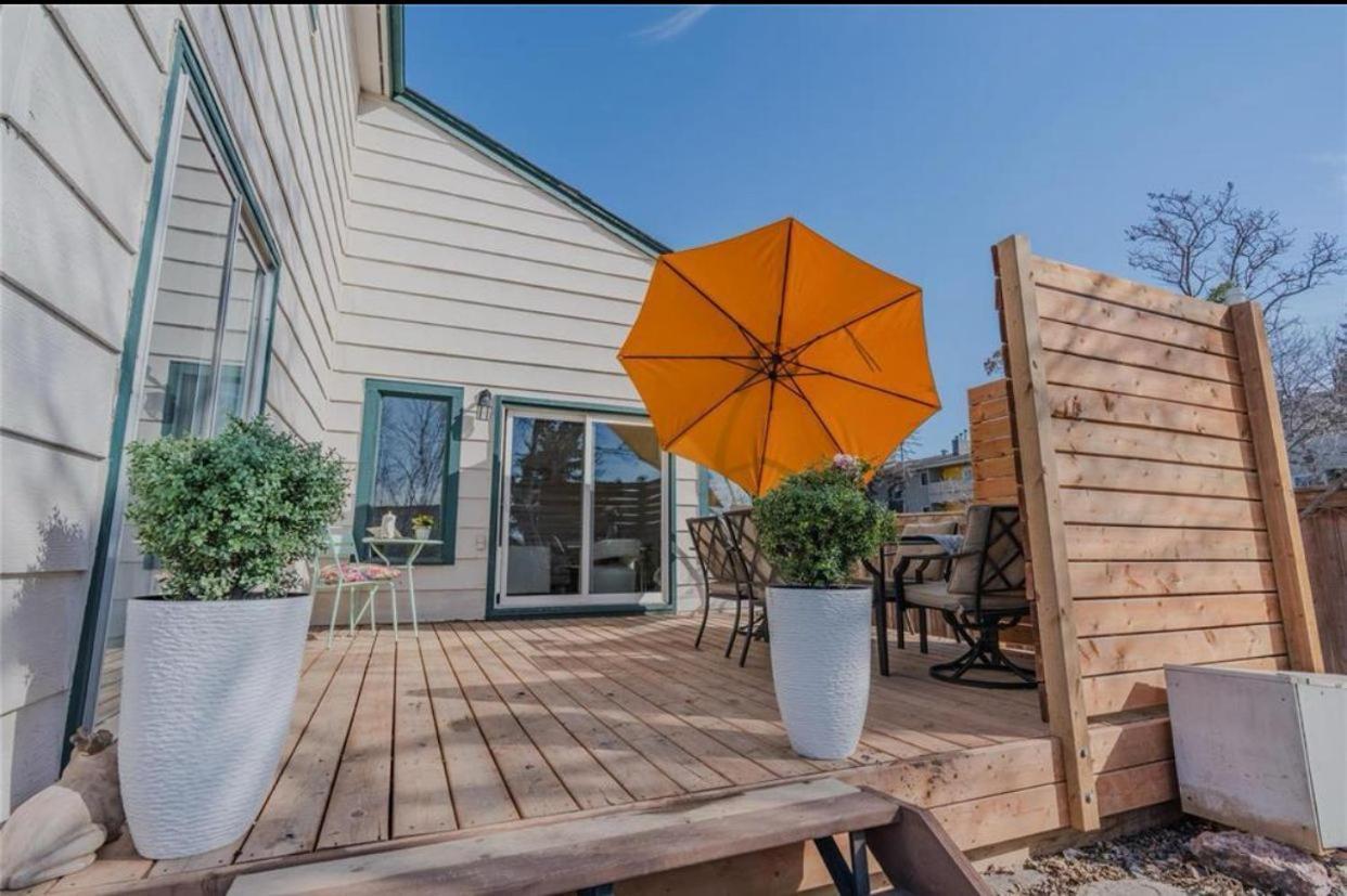 Cozy Basement Suite Winnipeg Walk To Transit Εξωτερικό φωτογραφία